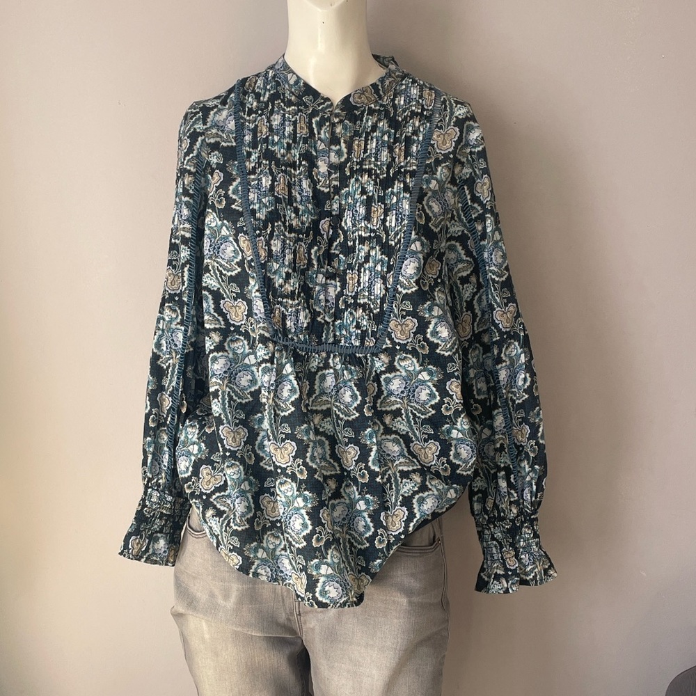 Anthropologie Ruffled Neck Puff Sleeves Floral Knitted Details Tunic Top